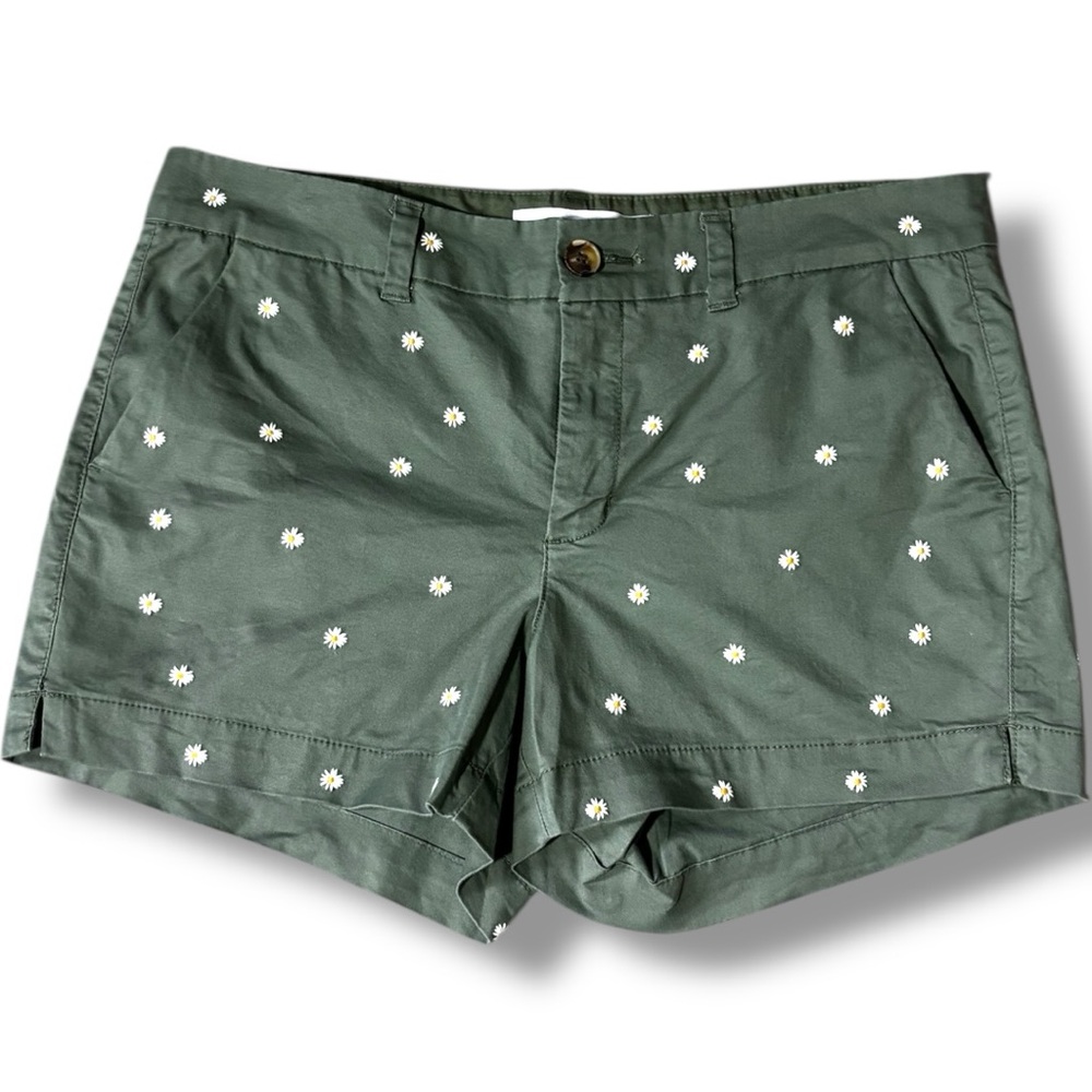 Old Navy Olive Green Small White Floral Print Women's Everyday Mid Rise Shorts - Picture 1 of 10
